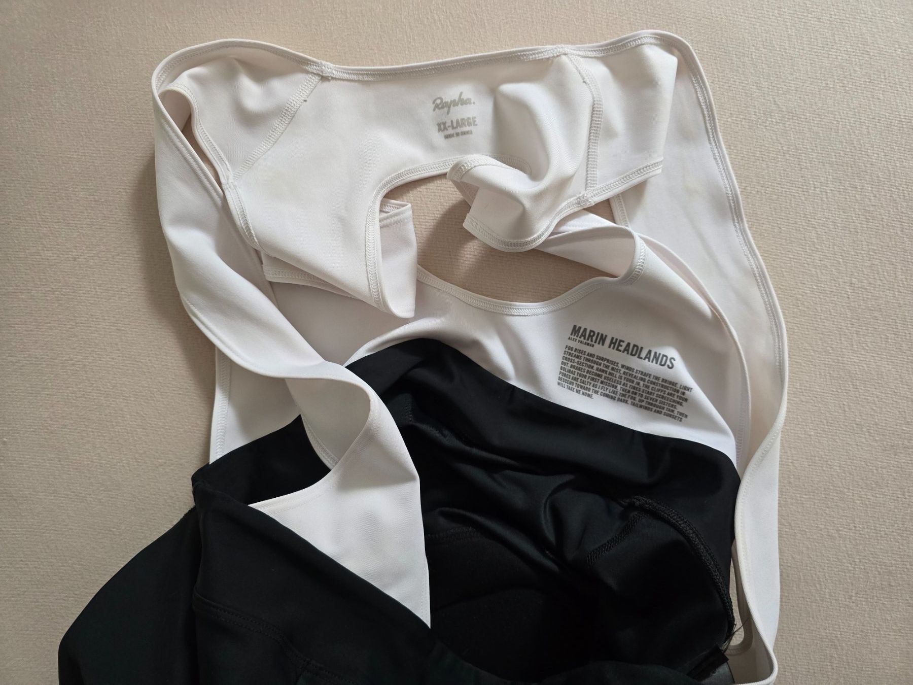 Rapha Leibchen & Hosen: Lot Rapha Jersey et Bib – Gebraucht aus Fribourg von ADGF25 5