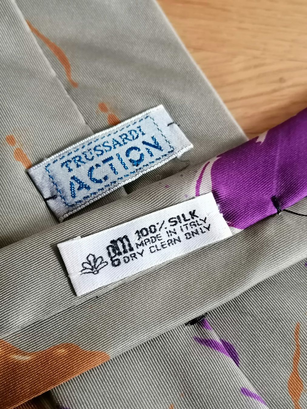 Cravatte: Trussardi Action Krawatte - Nr. 32 – Usato da Basel venduto da vintagecollector 2