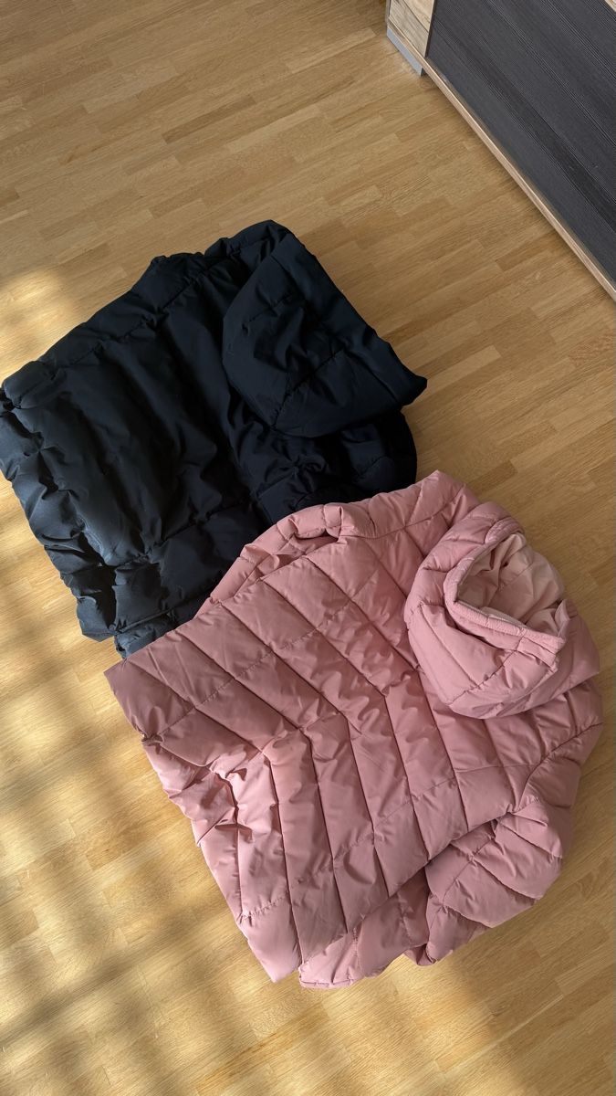 Lotti & Set di vestiti: 2  Mädchen Winterjacken / Steppjacken gr.146 Schwarz & Rosa – Usato da Winterthur venduto da -BeHappy24- 5