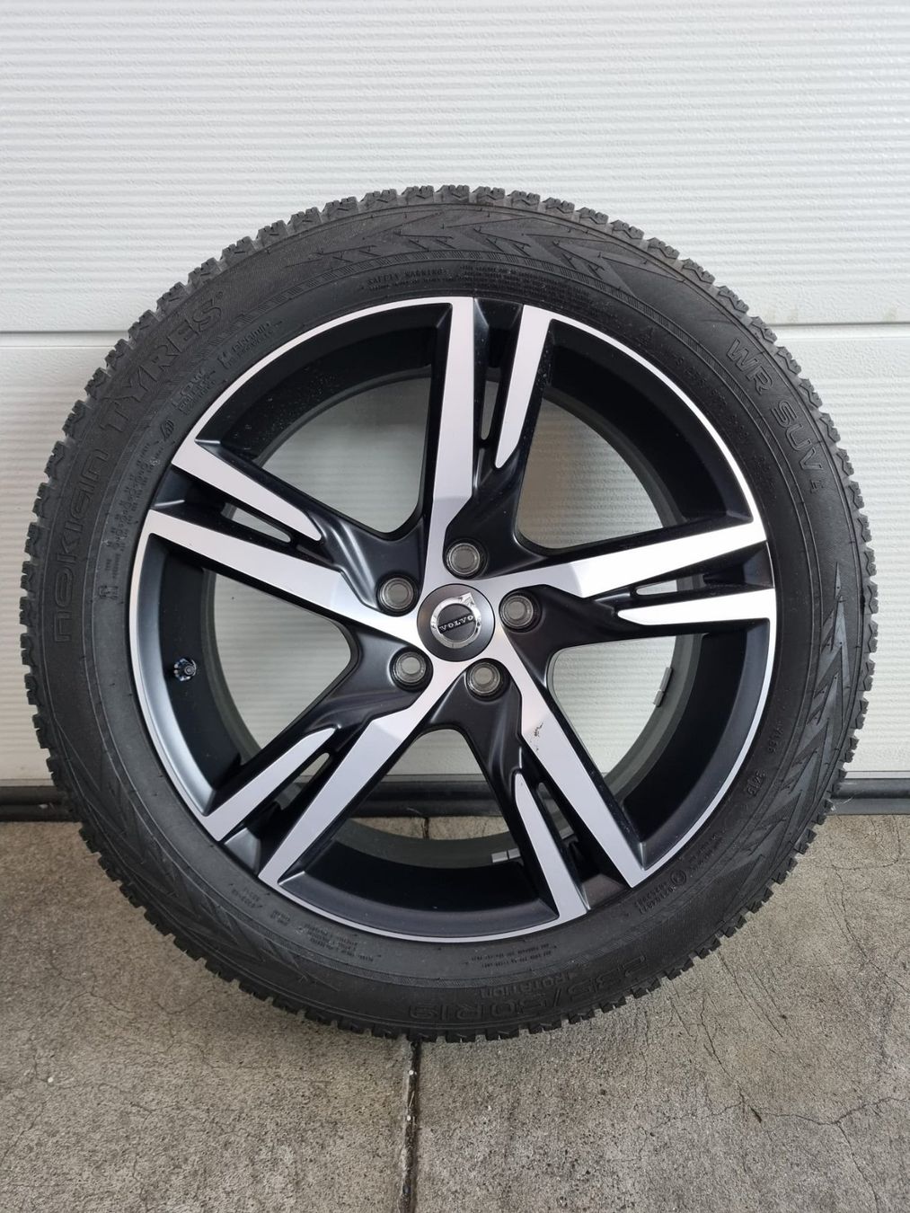 Volvo Pneumatici & Ruote complete: Volvo XC40 Winterräder original – Usato da Kirchdorf AG venduto da Cartastic_AG 3