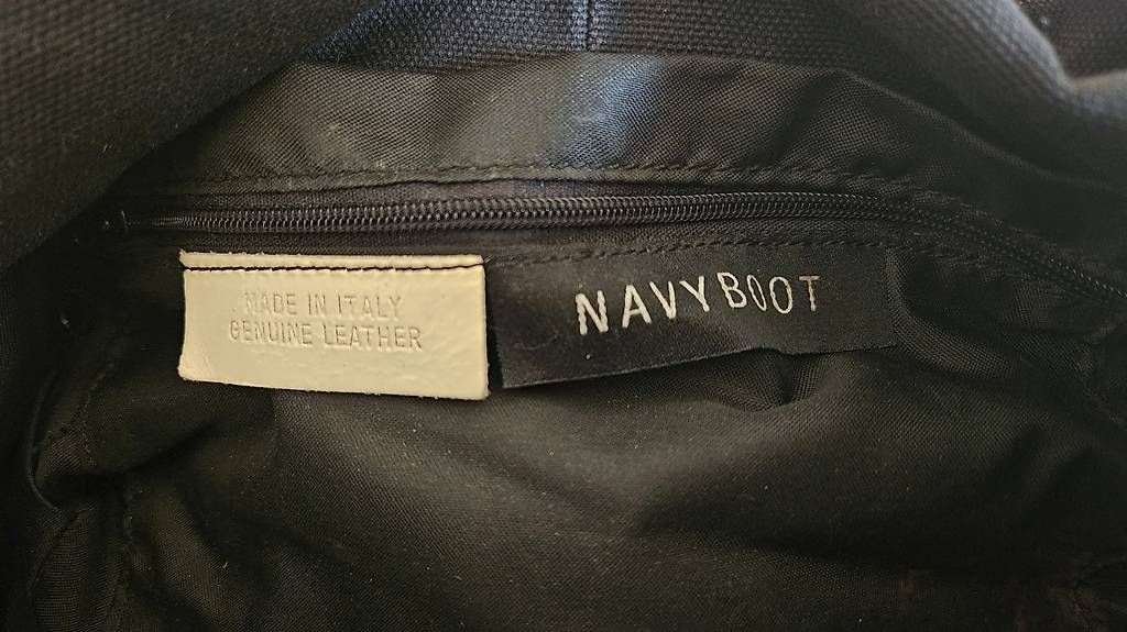 Taschen: Navyboot Handtasche – Gebraucht aus Basel von spo_9r87 1