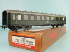 Liliput 832 00 Schürzenwagen DB 1/2 Klasse