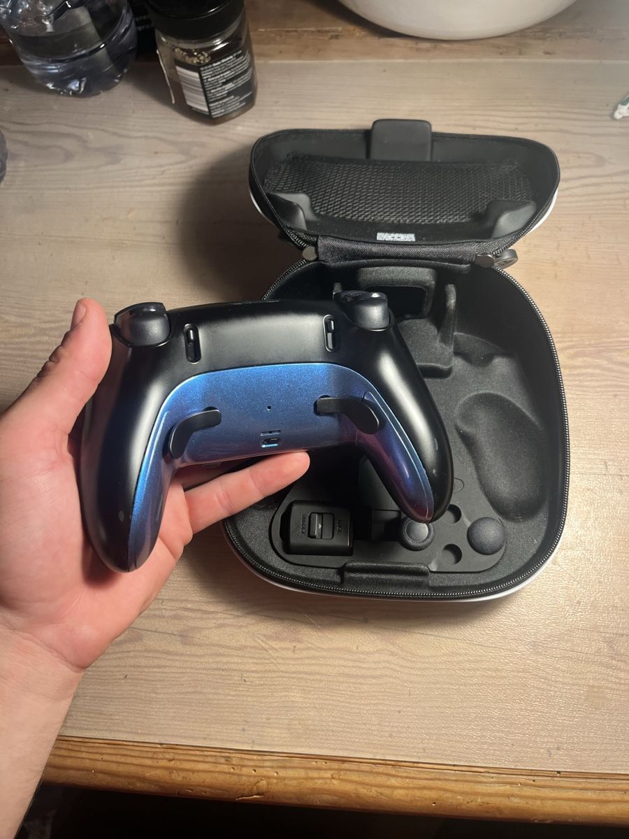 Sony Console: Dualsense edge galaxi – Usato da Rifferswil venduto da Ikercale 1