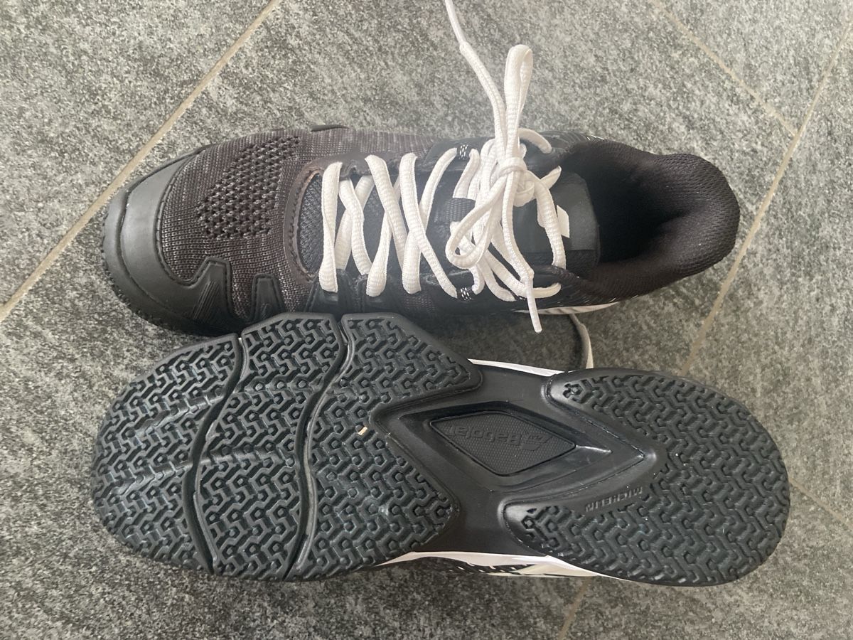 Babolat Damenschuhe: Paddel Schuhe – Gebraucht aus Altendorf von Atelier76AG 1