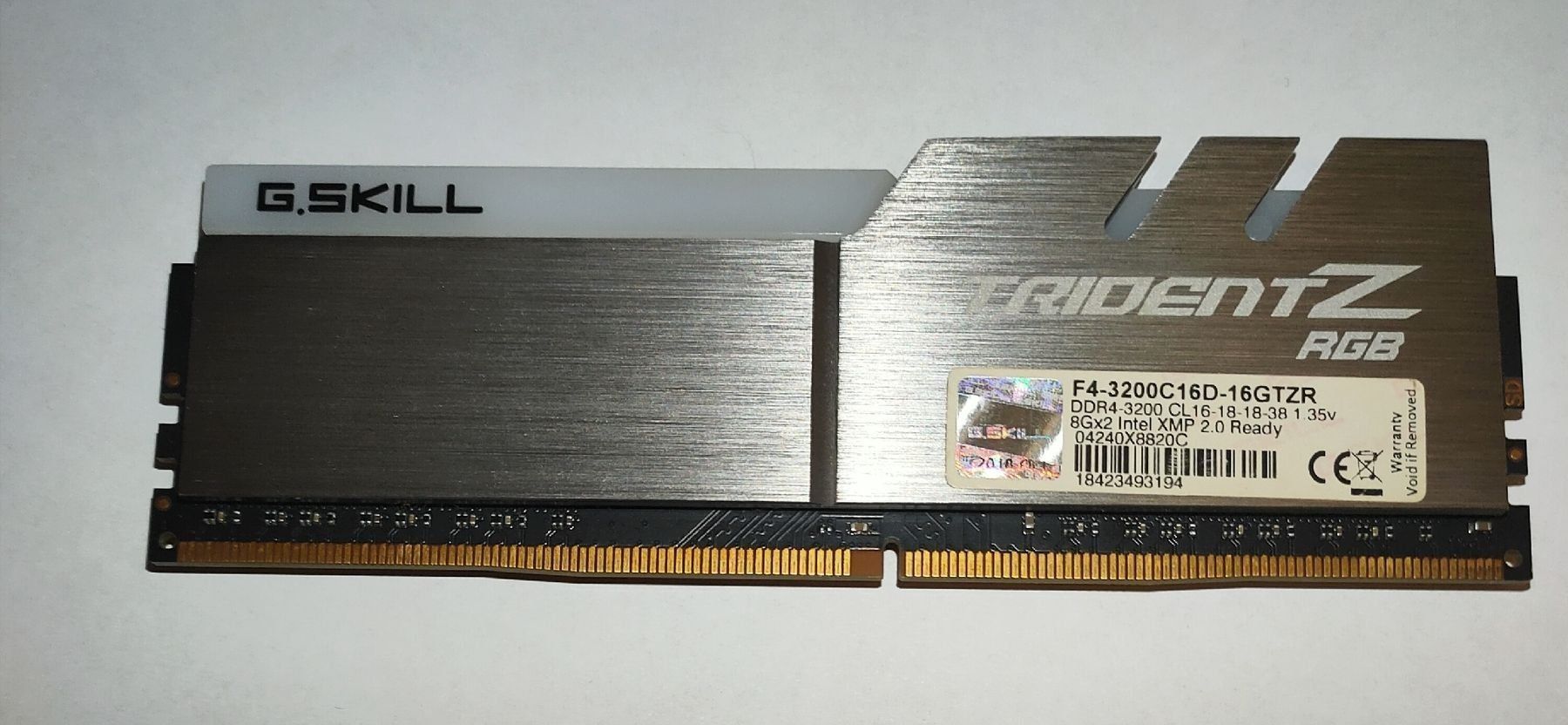 Intel Componenti elettronici: Intel Core i5-9400 CPU und G.Skill Trident Z RAM DDR 4 – Usato da Gümligen venduto da JohnnyOnyx 1
