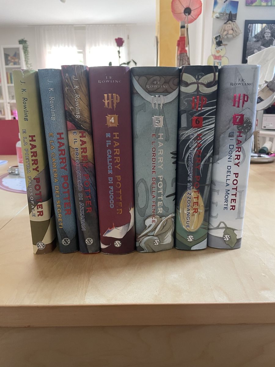 Bücher: Saga Completa Harry Potter  – Gebraucht aus Mezzovico von esa_d9tc 1