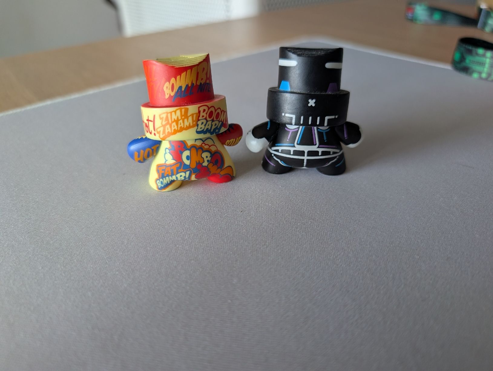 Statuette: 2 Kidrobot Fatcap Figuren – Usato da Uster venduto da FabioR 1