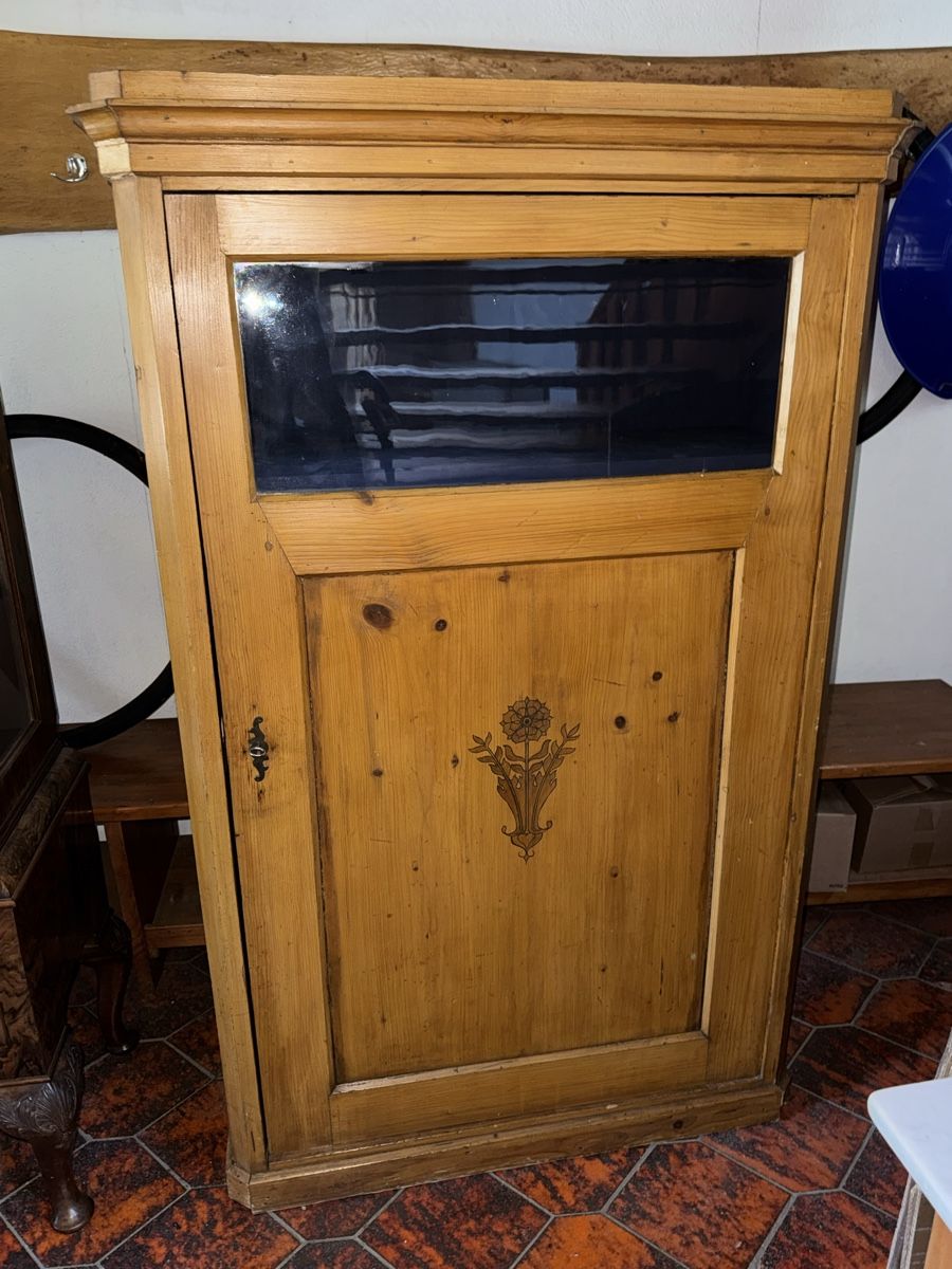 Armoires: Bauernschrank Landhausstil  – D'occasion à Kreuzlingen par Mia26