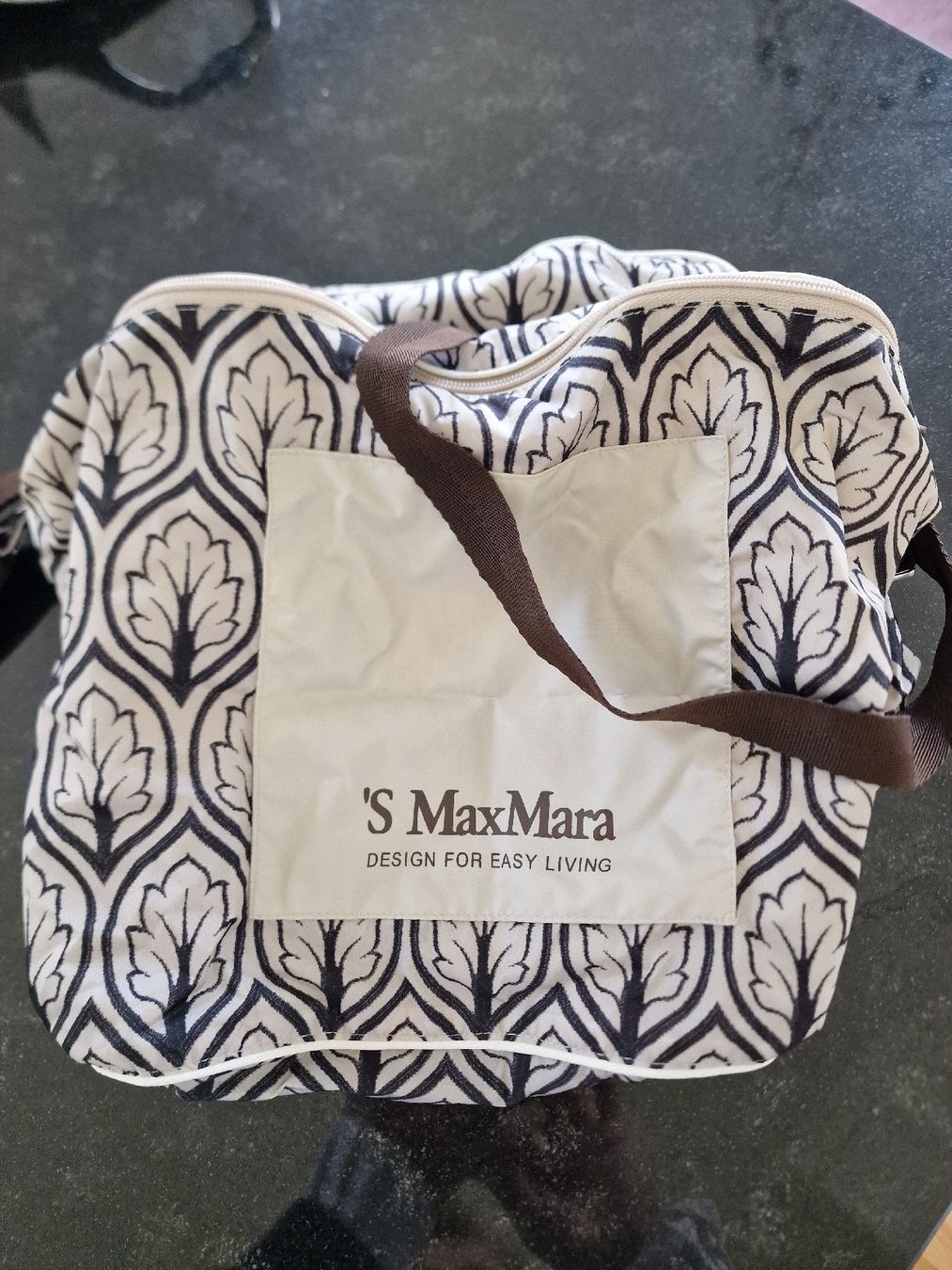 Max Mara Manteaux: MaxMara The Cube Daunenmantel – Neuf (Voir description) à St. Niklausen LU par wishbonerfb 7