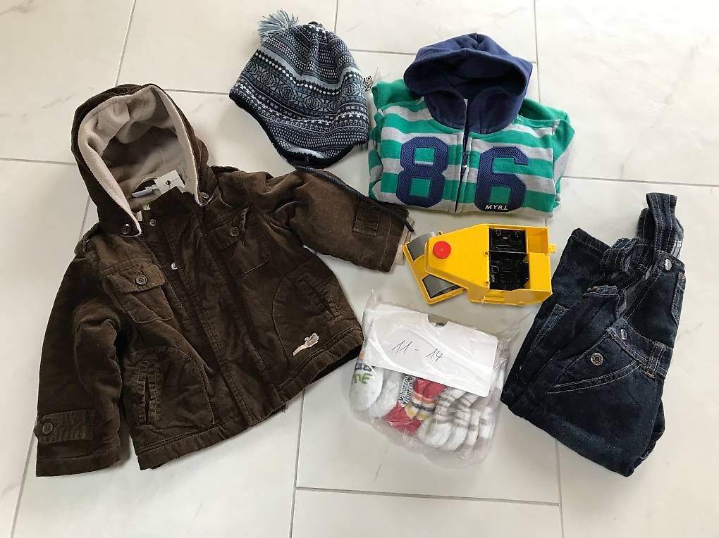 Lotti & Set di vestiti: Kleiderpaket Grösse 68 – Usato da Wagen venduto da 20Ricola18