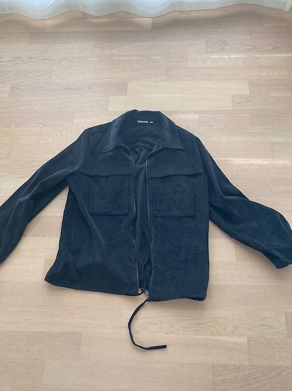 Cecil Giacche: fabrikneue, samtene, schwarze Cecil Jacke, Grösse s – Nuovo e nell'imballaggio originale da Otelfingen venduto da pat_8jmb 3