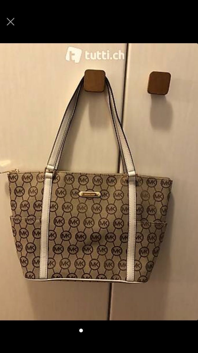 Michael Kors Borse da donna: Neue Michael Kors Tasche – Nuovo e nell'imballaggio originale da Dietikon venduto da Akil03