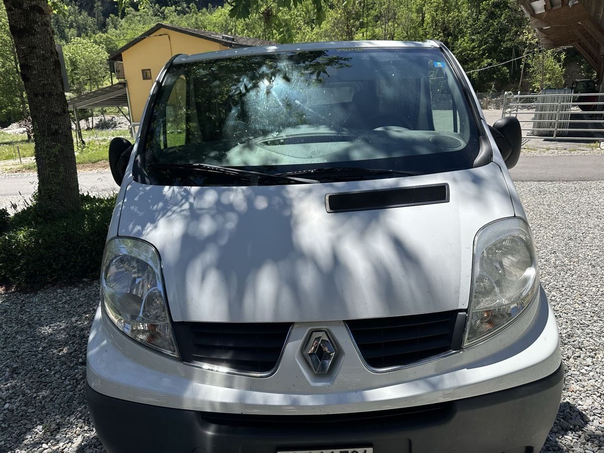 Renault Veicoli commerciali: Renault Trafic – Usato da Cavergno venduto da ale_8yz8