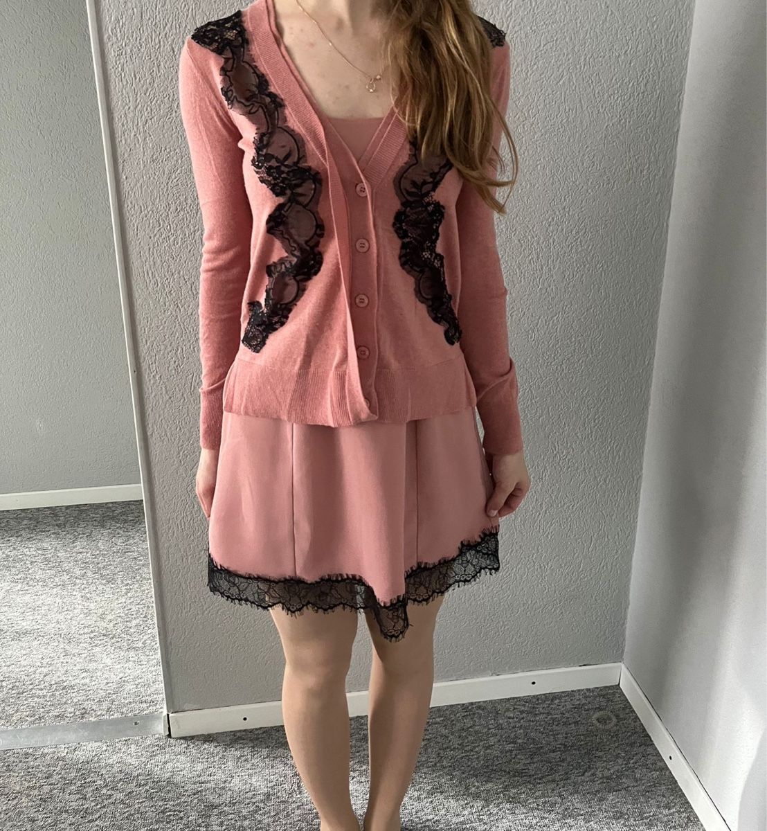 Kleider: Robe et pull – Gebraucht aus Les Bioux von ann_g9bh 1