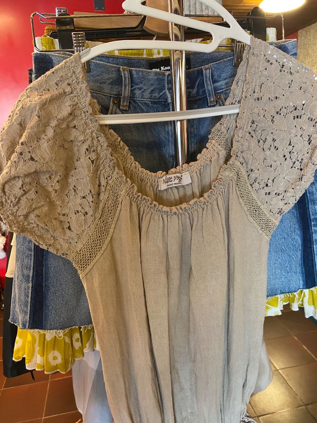 Vestiti: Robe St TROPEZ Nikki d’Oggi – Usato da Epalinges venduto da madeleine05 3