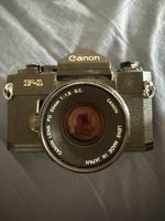 Canon F-1 avec objectif 50mm f/1.8