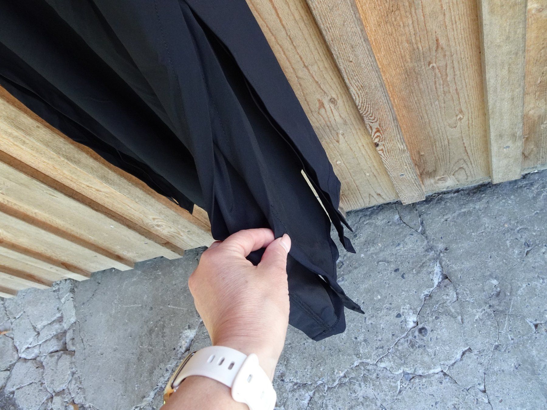Kleider: Schwarzes, schlichtes Only M. Abendkleid Gr. M - 423137 – Gebraucht aus Küssnacht am Rigi von Good4Deckeli 4
