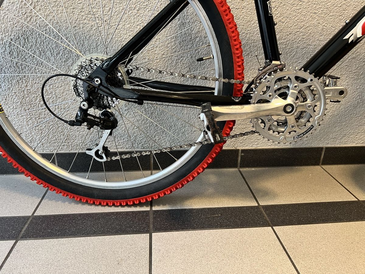 GT Velos: GT Mountainbike – Gebraucht aus Kleindöttingen von NextOne 2