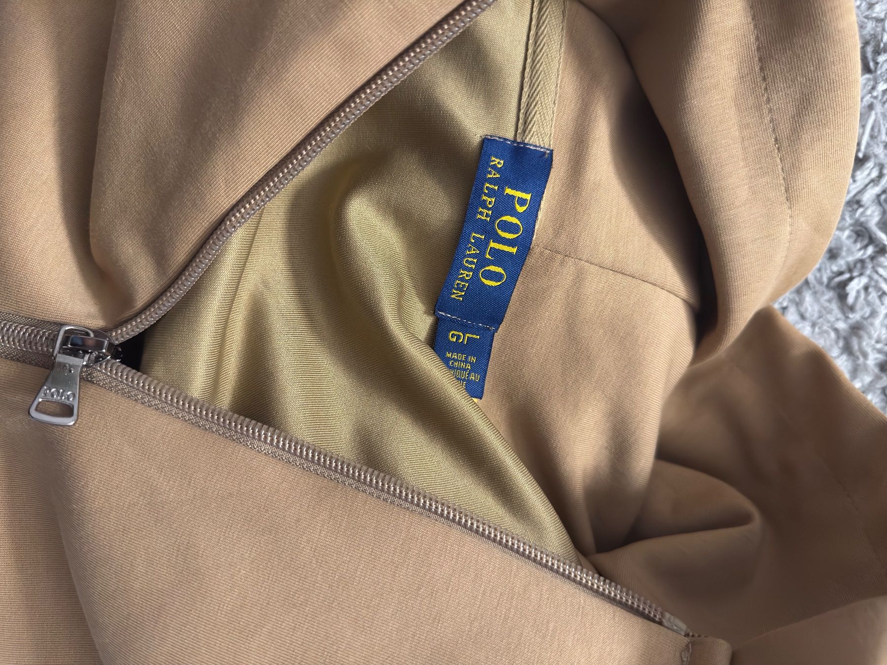 Ralph Lauren Pullover & Sweatshirts: Ralph Lauren Zipper ungetragen – Neu (gemäss Beschreibung) aus Römerswil LU von oli_9hd5 1