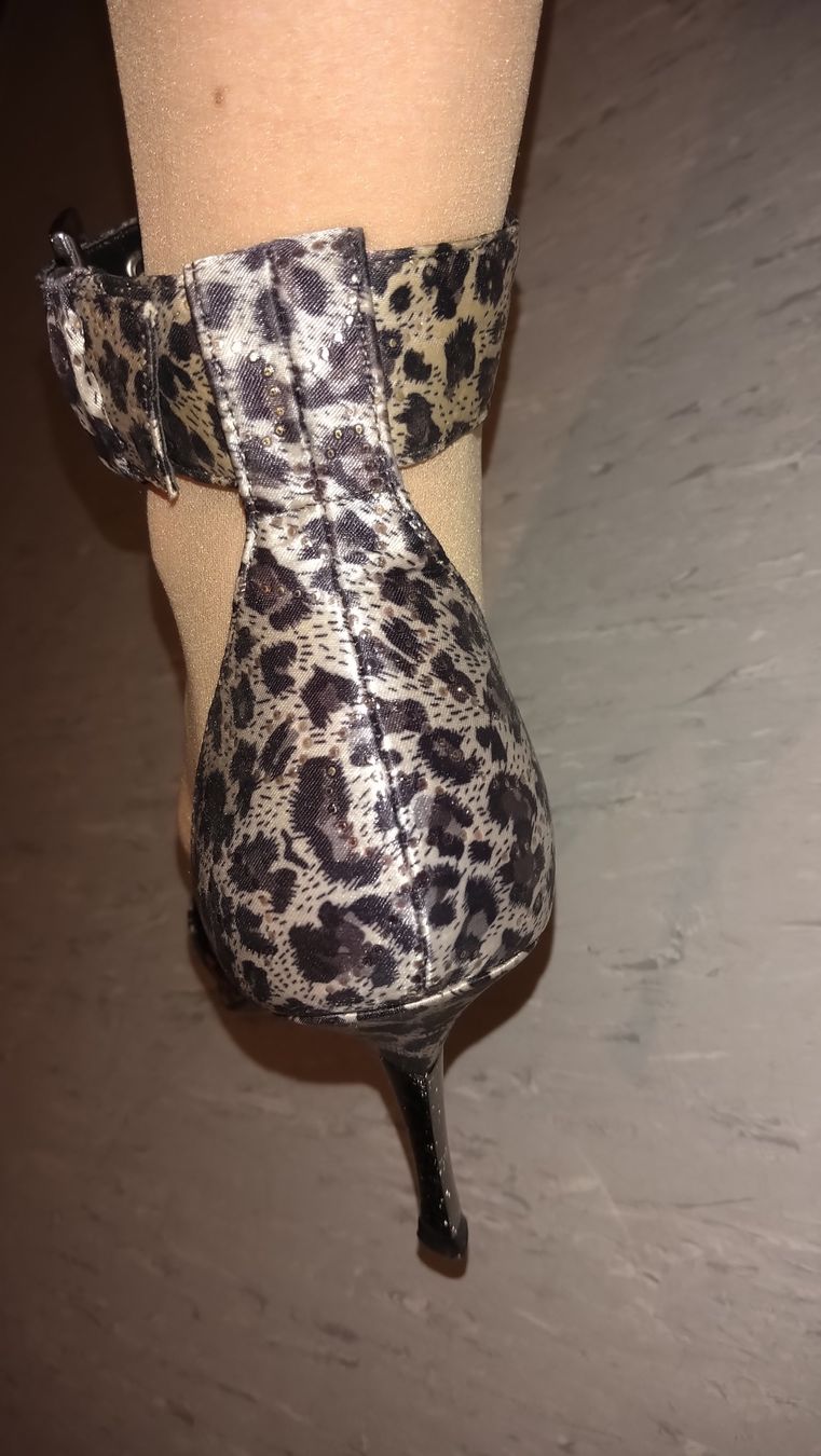 Graceland Scarpe da donna: silbergraue Pumps mit Leopard-Muster, Grösse 39 – Usato da Lugano venduto da sweetyd84 3