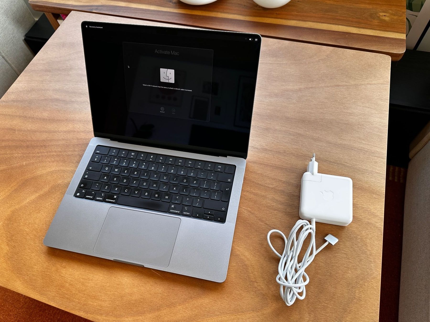 Apple Notebook: Apple MacBook Pro 14" - M1 Pro - 32 GB RAM - 1 TB SSD – Usato da Birmensdorf ZH venduto da paw_m9vx