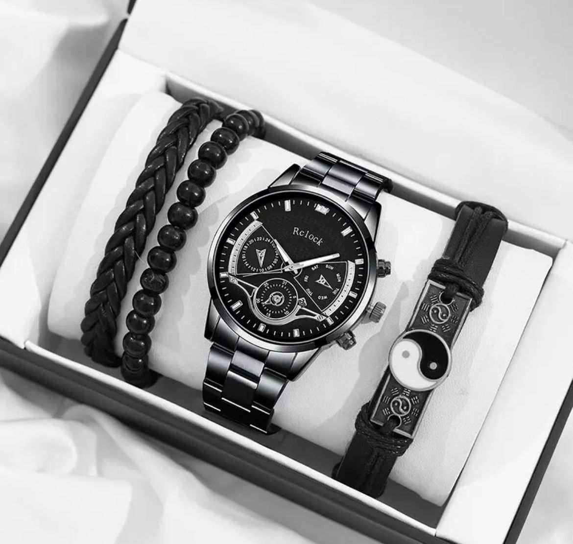 Orologi: Armbanduhr • Full set – Nuovo e nell'imballaggio originale da Oberegg venduto da Alepokemon