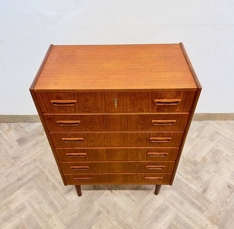 Cassettiere: Mid Century dänische teak Kommode – Usato da basel venduto da futureforyesterday 4