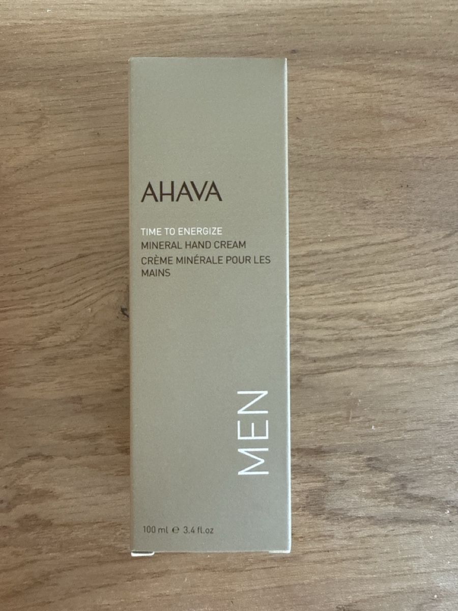 Feuchtigkeitspflege: Handcreme – Neu und originalverpackt aus Oberglatt ZH von sam_vs55