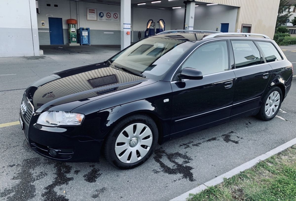 Audi Autos: Audi A4 TDI 2.0 – Defekt aus Winterthur von Tela1