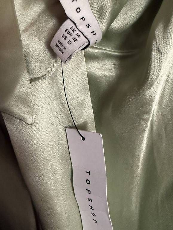 Kleider: Hellgrünes Kleid Gr 40 – Gebraucht aus Zürich von Awipi 3