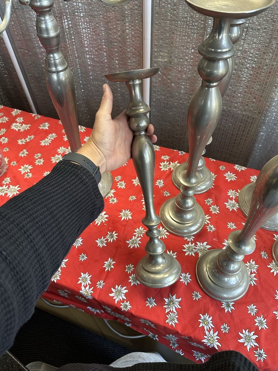 Tutte le decorazioni: Kerzenständer aus Metall silberfarben Set – Usato da Regensdorf venduto da urDetox 1