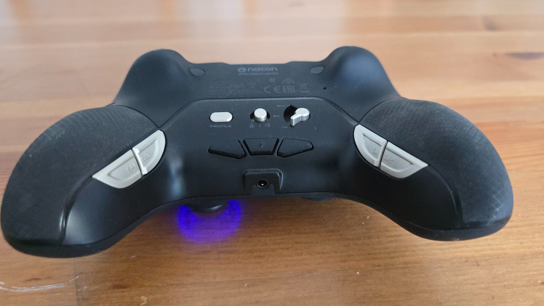 Controller: Nacon Revolution Unlimited Pro Controller PS4 / PC – Usato da Wallisellen venduto da theblacksheep 5