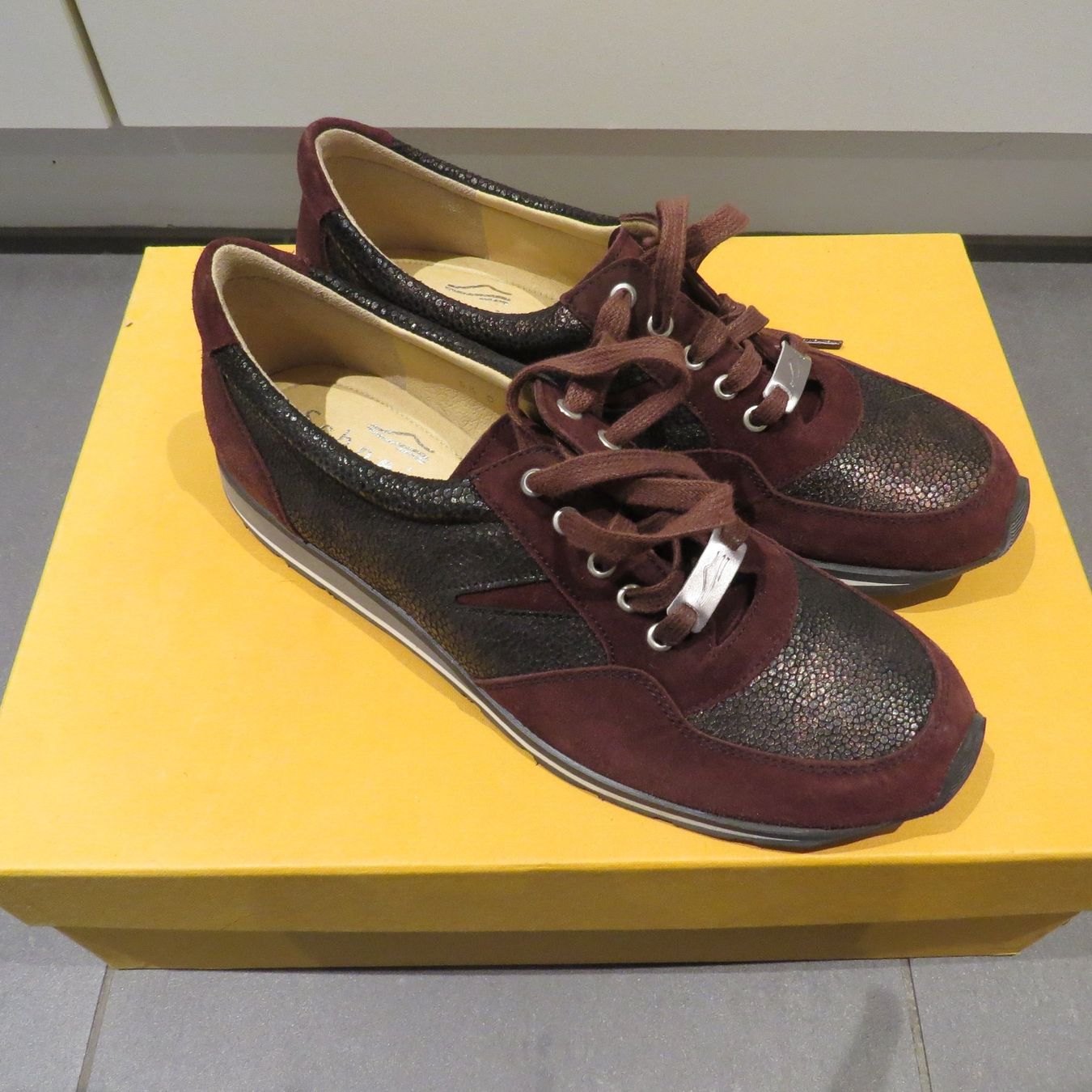 Schneider Scarpe da donna: Schuhe Schneider Grösse 37 – Nuovo (secondo la descrizione) da Einsiedeln venduto da rotgypsy1969