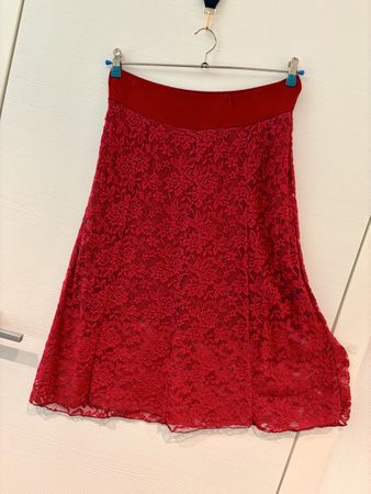 ROCK, Eleganter roter Spitzenrock Gr. 38/40 Festtage