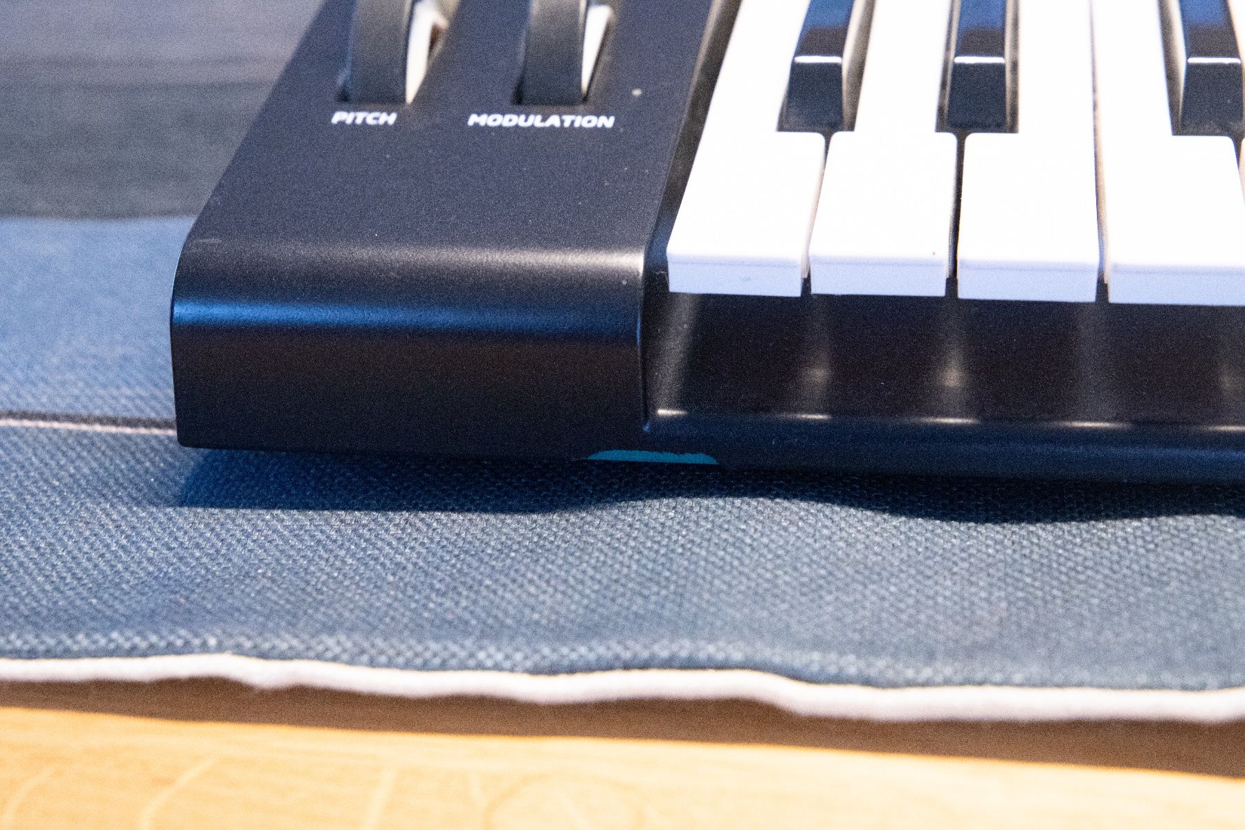 Novation Strumenti musicali: Novation Launchkey 61 Mk2 – vielseitiger MIDI-Controller – Usato da Unterseen venduto da jos_w9q6 2