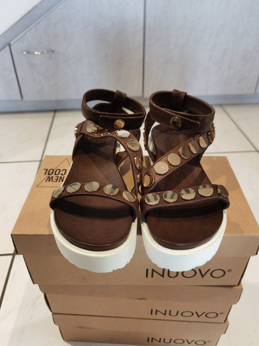 Scarpe da donna: Leder Sandalen Gr. 40 – Nuovo e nell'imballaggio originale da Uerkheim venduto da Justi.y 1