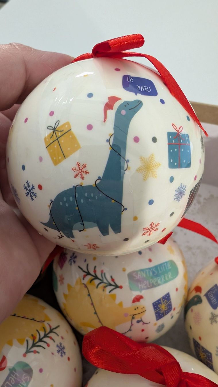 Tutte le decorazioni: Dinosaurier Weihnachtskugeln Set à 7 Stück – Usato da Baar venduto da Arthur_Fooksayk 3