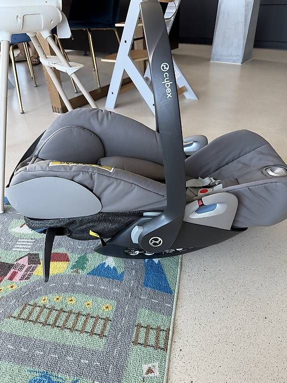 Seggiolini per auto: Cybex baby seat – Usato da Dübendorf venduto da gbe_66vd 2