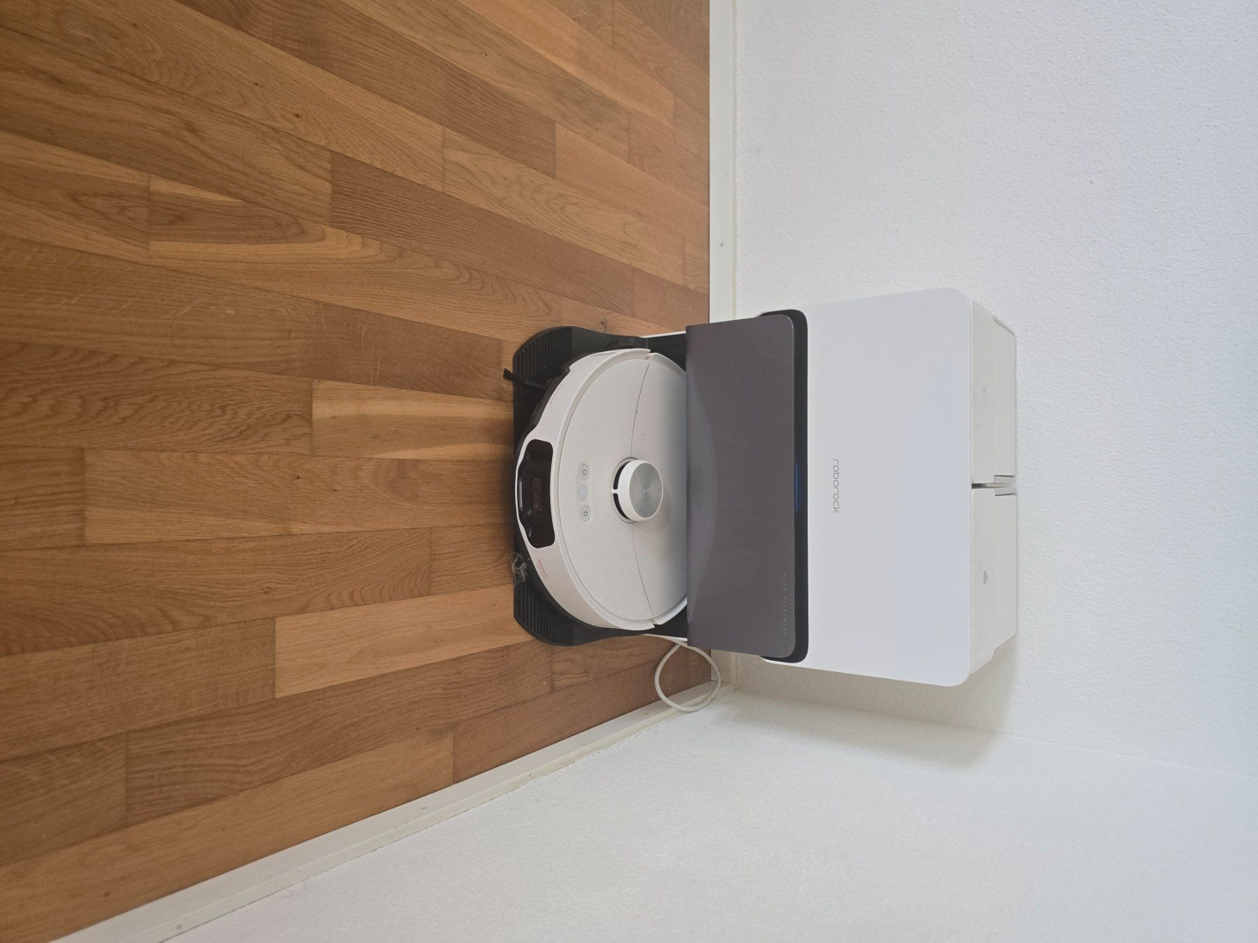 Roborock Aspirapolveri & Accessori: Roborock S8 Max V Ultra – Usato da Mülligen venduto da adi1710 1