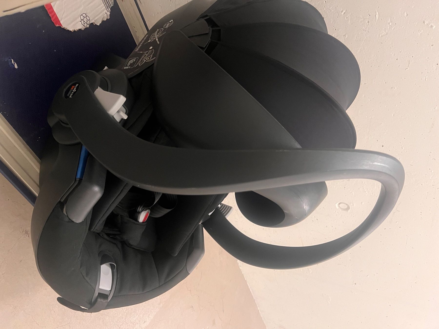 Babyzen Seggiolini per auto: Babyzen autositz mit isofix – Usato da Menzingen venduto da Mypersonalshopp 1