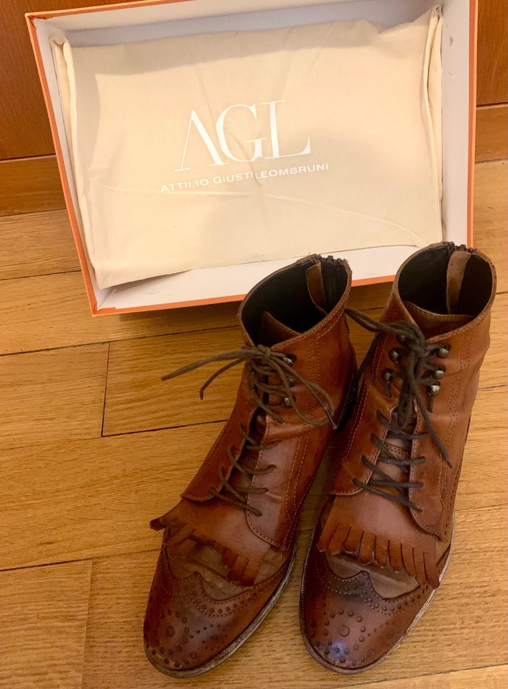 AGL Scarpe da donna: AGL Budapester Stiefelette, Gr. 38 – Usato da Zürich venduto da p_q7q_nichtraucher 1