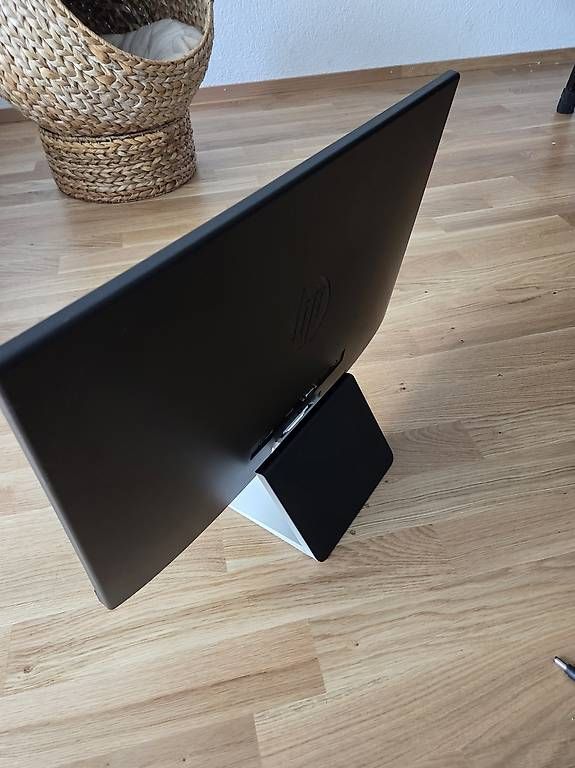 Ecrans: HP PC Bildschirm – D'occasion à Schliern b. Köniz par dam_5s9t 1
