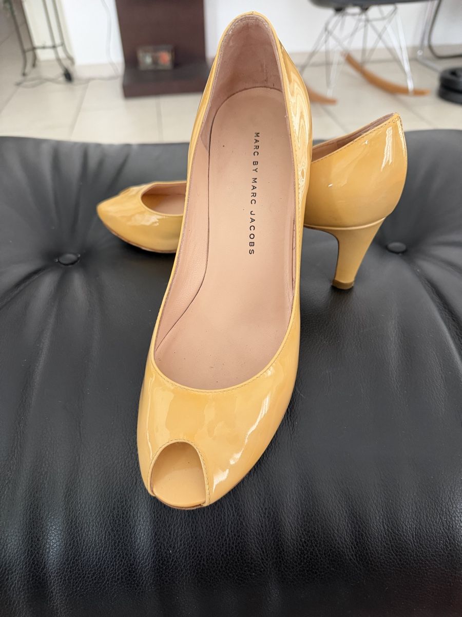 Marc Jacobs Scarpe da donna: Marc by Marc Jacobs Patent Leather Heels - Size 38 EU – Usato da Zürich venduto da Milo2021