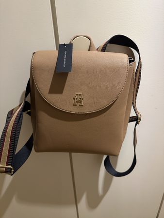 Tommy Hilfiger backpack rose beige new with tag