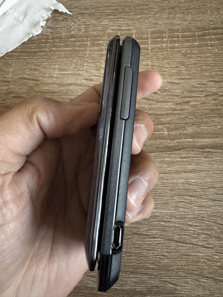 Motorola Telefoni cellulari / Smartphones: Motorola Gleam – Usato da Vevey venduto da Eiden77 4