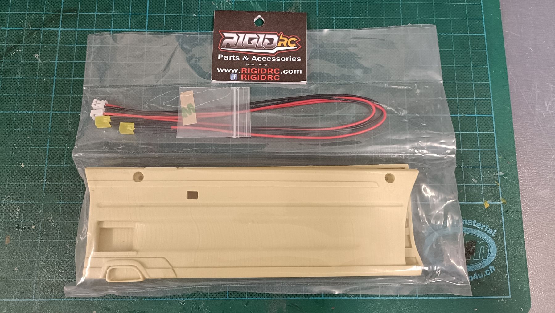 Scania Modellismo RC: Scania R730 Seid Skirts – Nuovo e nell'imballaggio originale da Giswil venduto da amma69