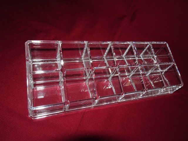 Recipients et similaires: Transparente Plexiglas-Behälter. Grosse Menge – D'occasion à Berikon par Akronym55 4
