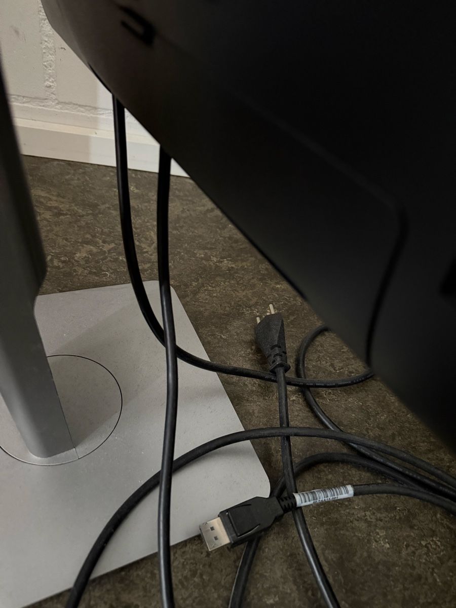 Dell Ecrans: Dell Monitor E2020H – D'occasion à Meilen par k-347 4