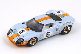 Ford GT40 'Gulf' #6 Ickx "Winner Le Mans" 1969 (Spark 1:43)