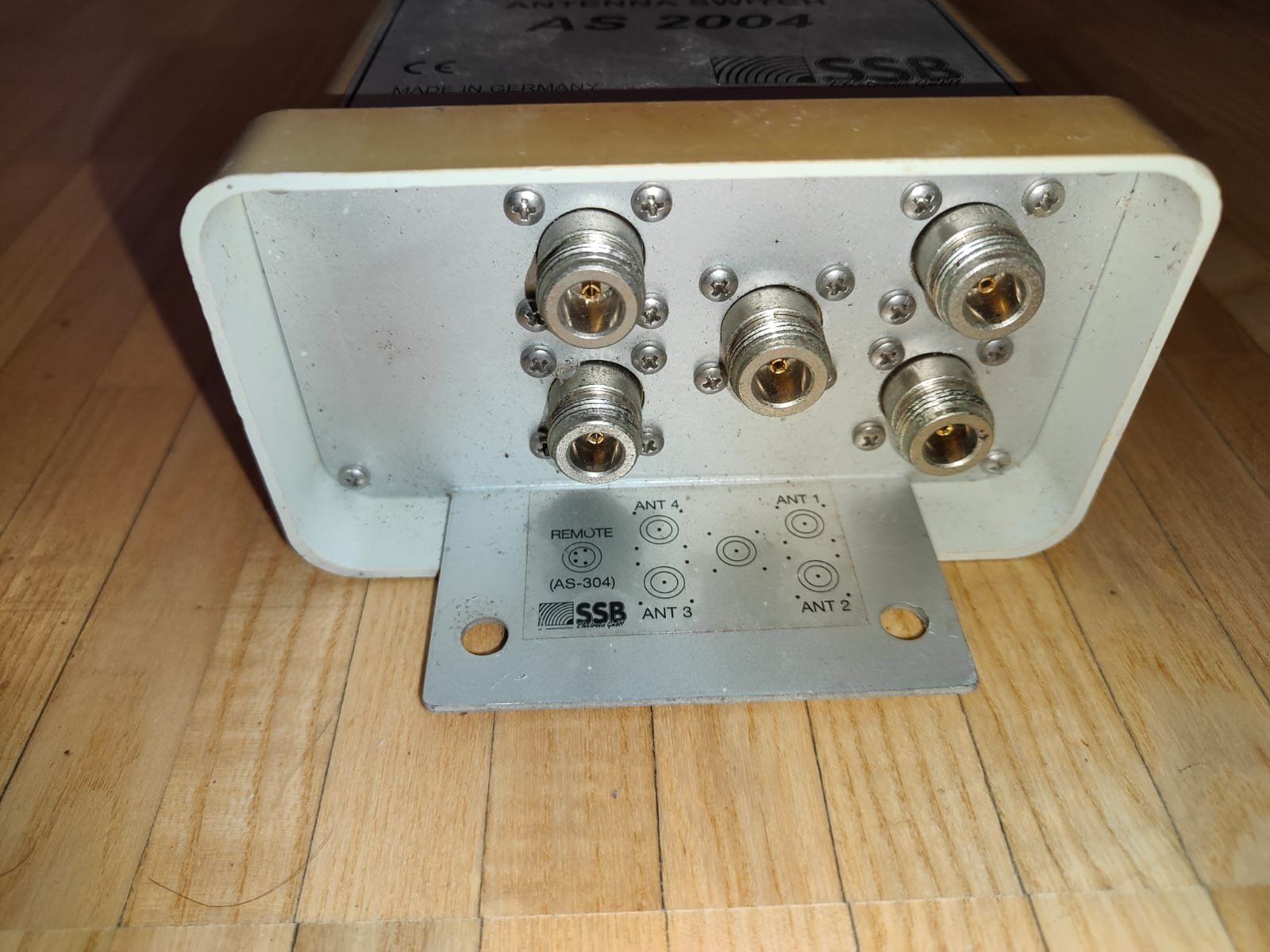 Radiocomunicazione: SSB AS 2004 Antenna Switch – Difettoso da Olten venduto da Hb9ocr 1